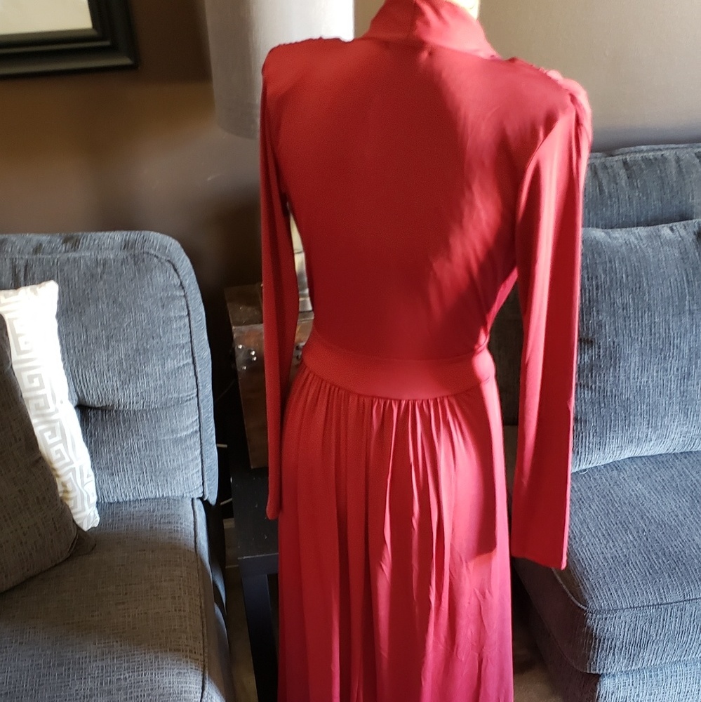 Dress - Picture 3 of 5